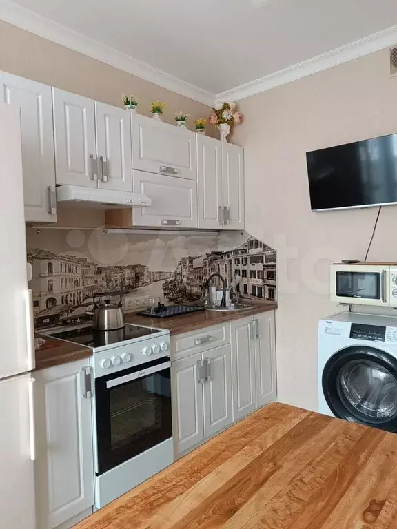 2-к. квартира, 43 м, 1/9 эт. - Фото 0