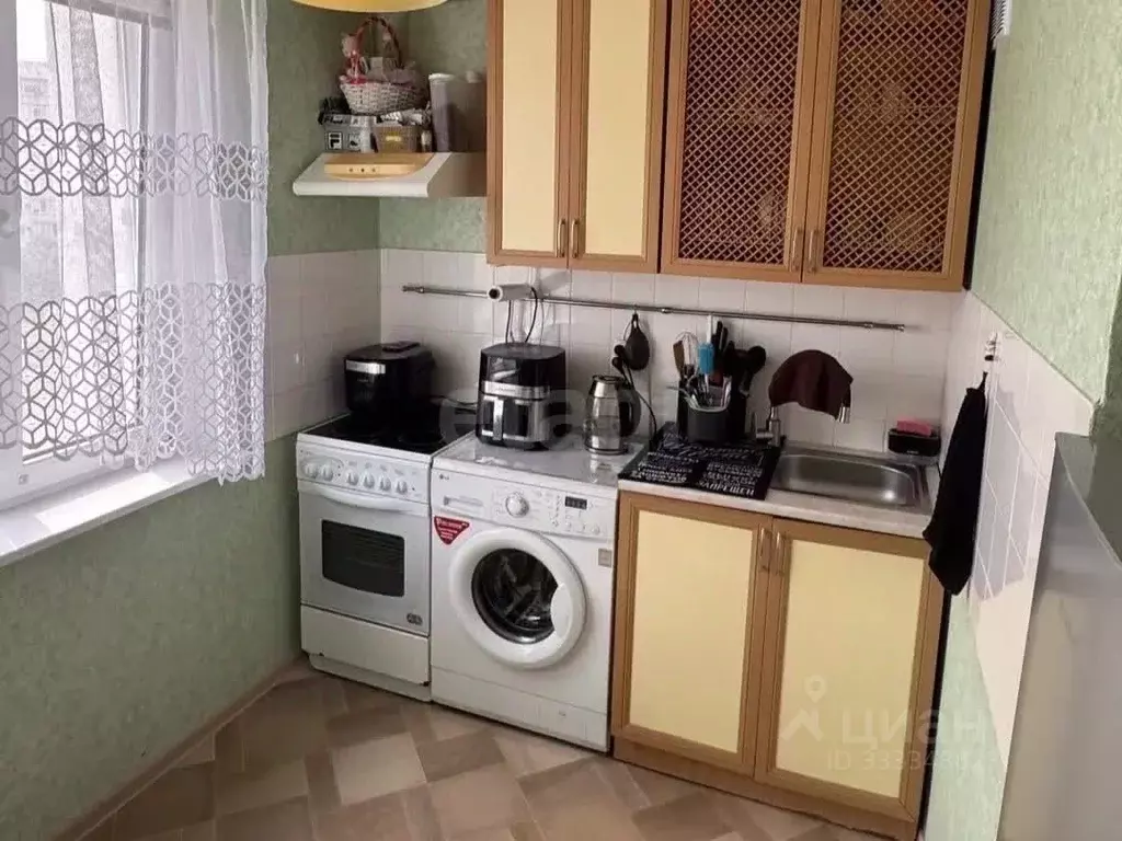 2-к кв. Крым, Щелкино Ленинский район, 85 (42.2 м) - Фото 1