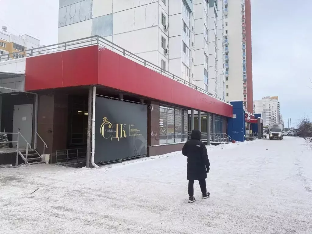 Торговая площадь в Челябинская область, Челябинск просп. ... - Фото 1