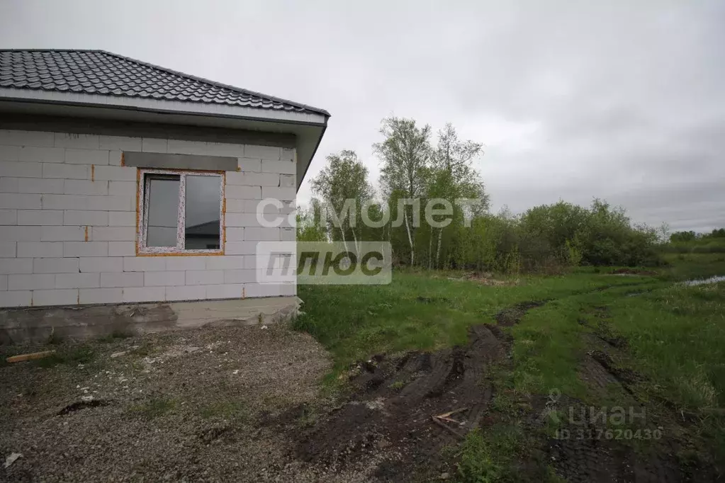 Дом в Челябинская область, Красноармейский район, д. Круглое ул. ... - Фото 1