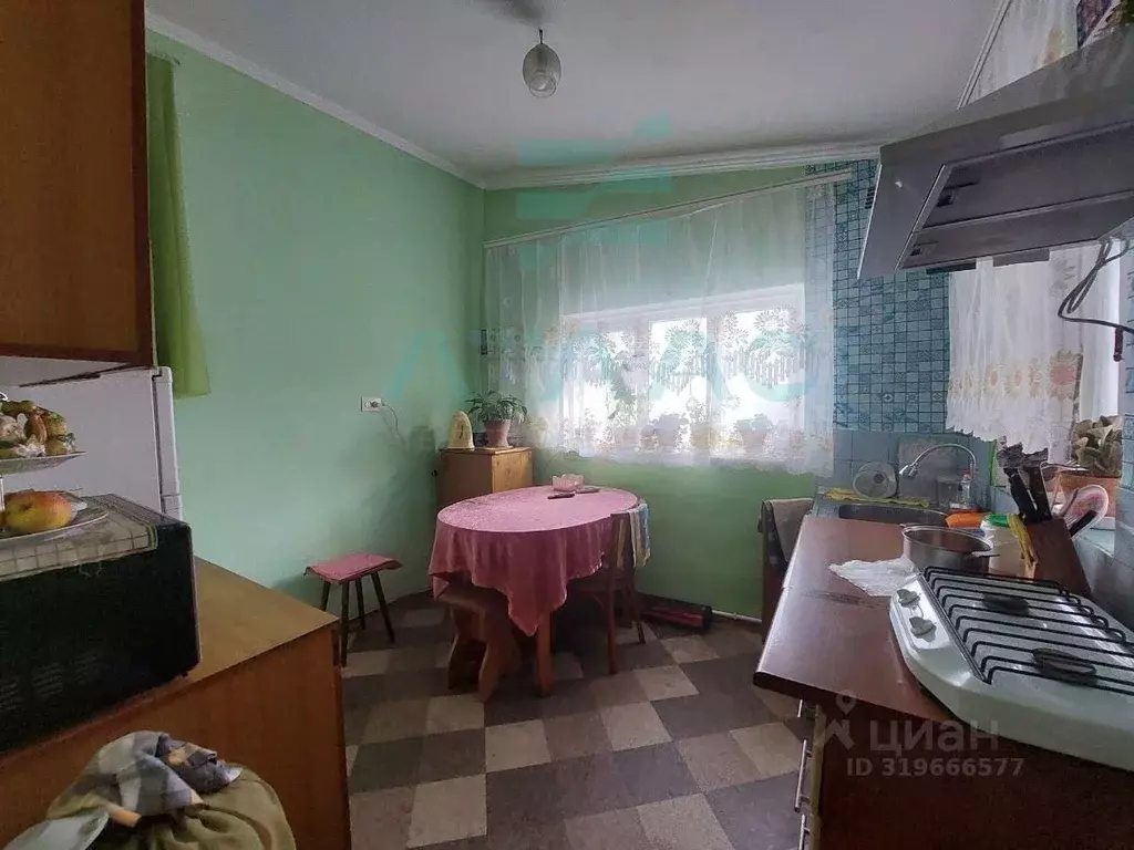 3-к кв. Крым, Симферополь ул. Братьев Ивановых, 5 (67.7 м) - Фото 1