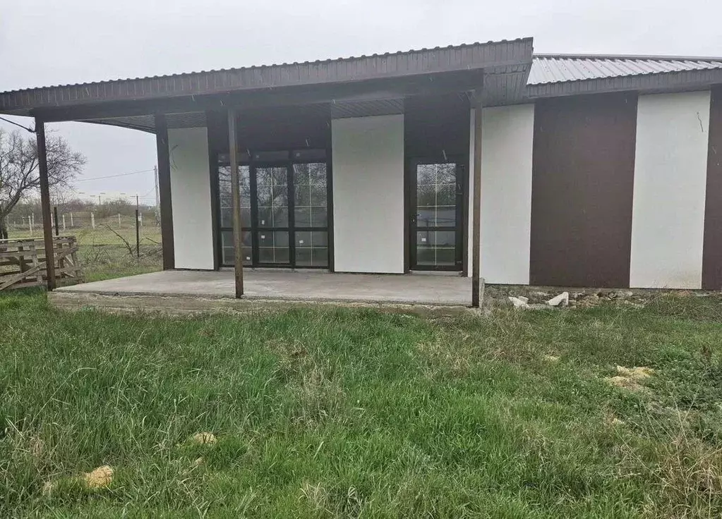 Дом в Крым, Симферопольский район, с. Урожайное ул. 8 Марта, 5 (115 м) - Фото 1
