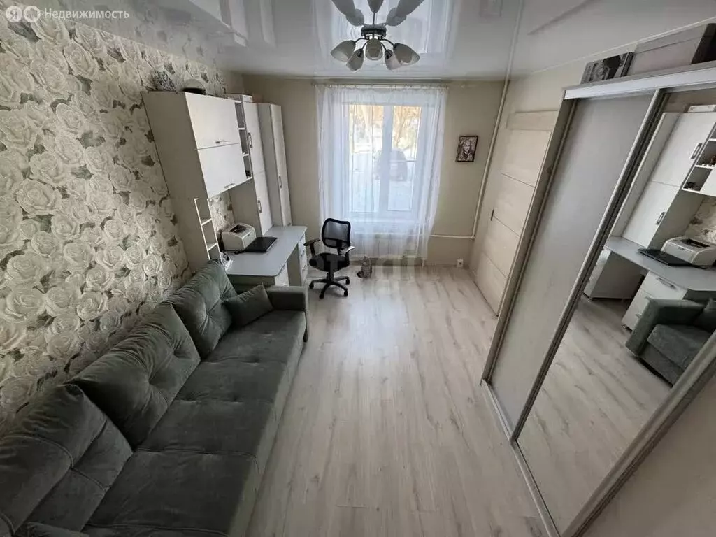 2-комнатная квартира: Омск, микрорайон Городок Нефтяников, улица 20-го ... - Фото 2