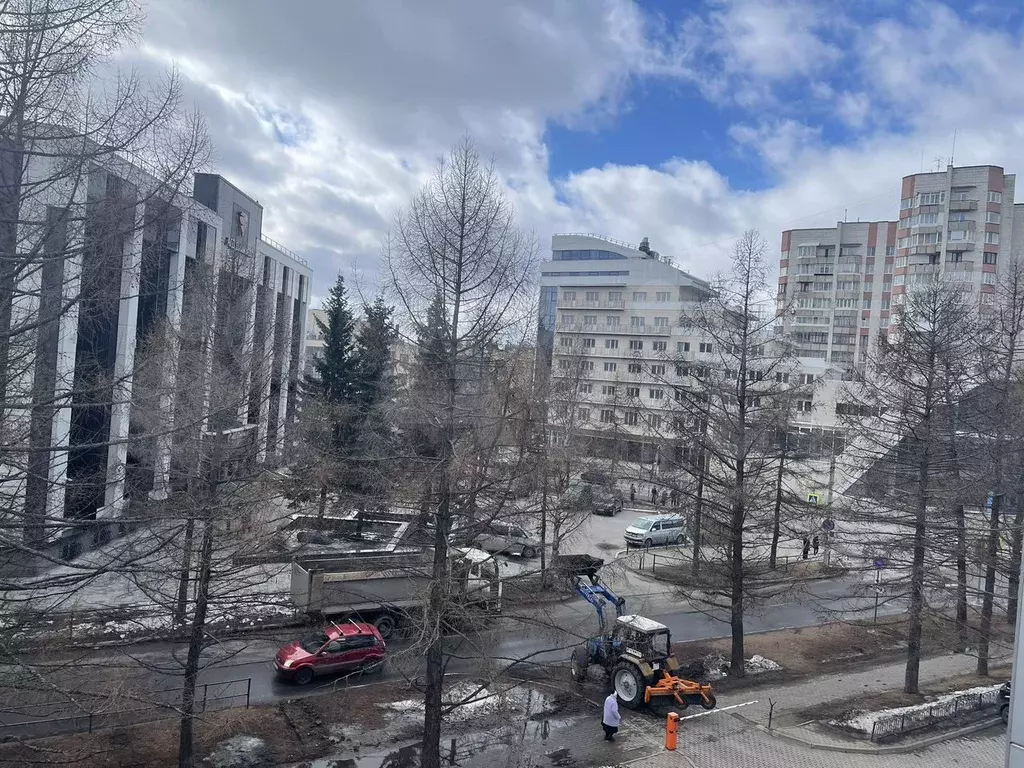 Комната 12,8 м в 5-к., 4/5 эт. - Фото 0