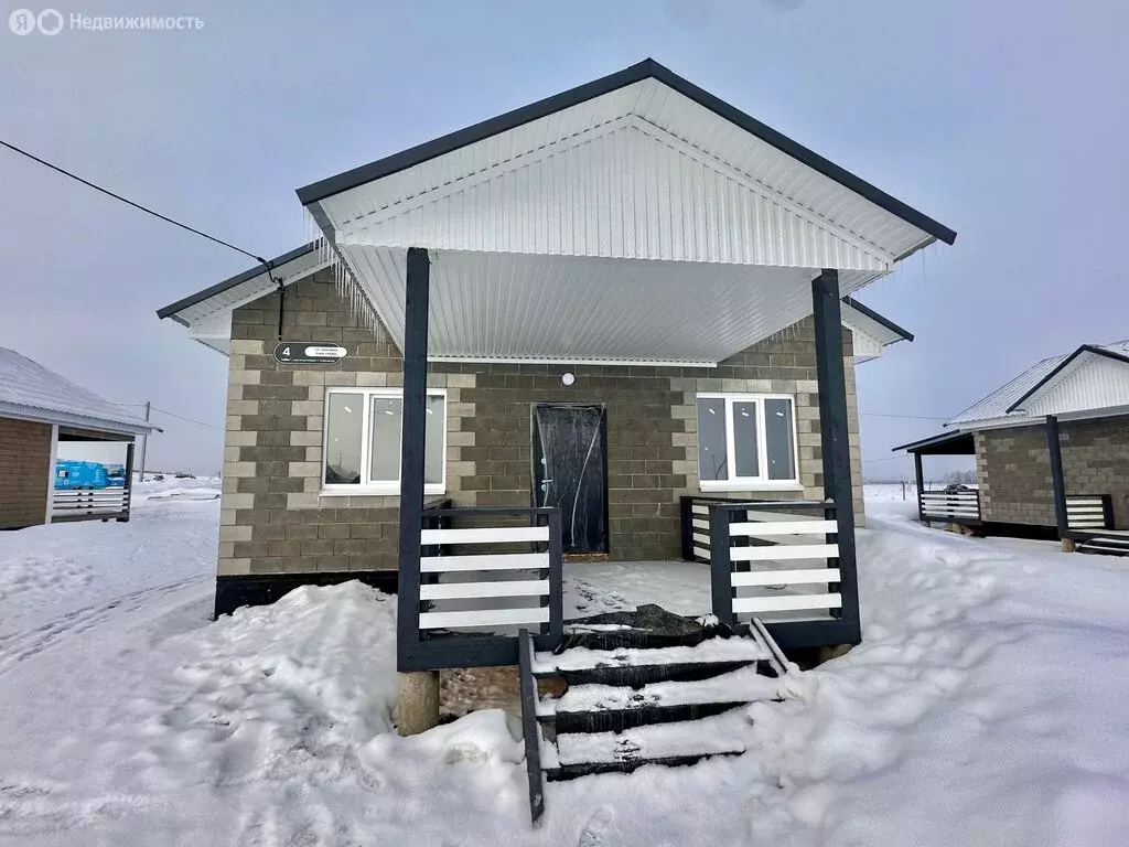 Дом в Республика Башкортостан, Иглинский сельсовет, село Иглино (118 ... - Фото 1