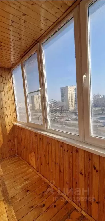 1-к кв. Белгородская область, Старый Оскол Буденного мкр, 8 (39.0 м) - Фото 0