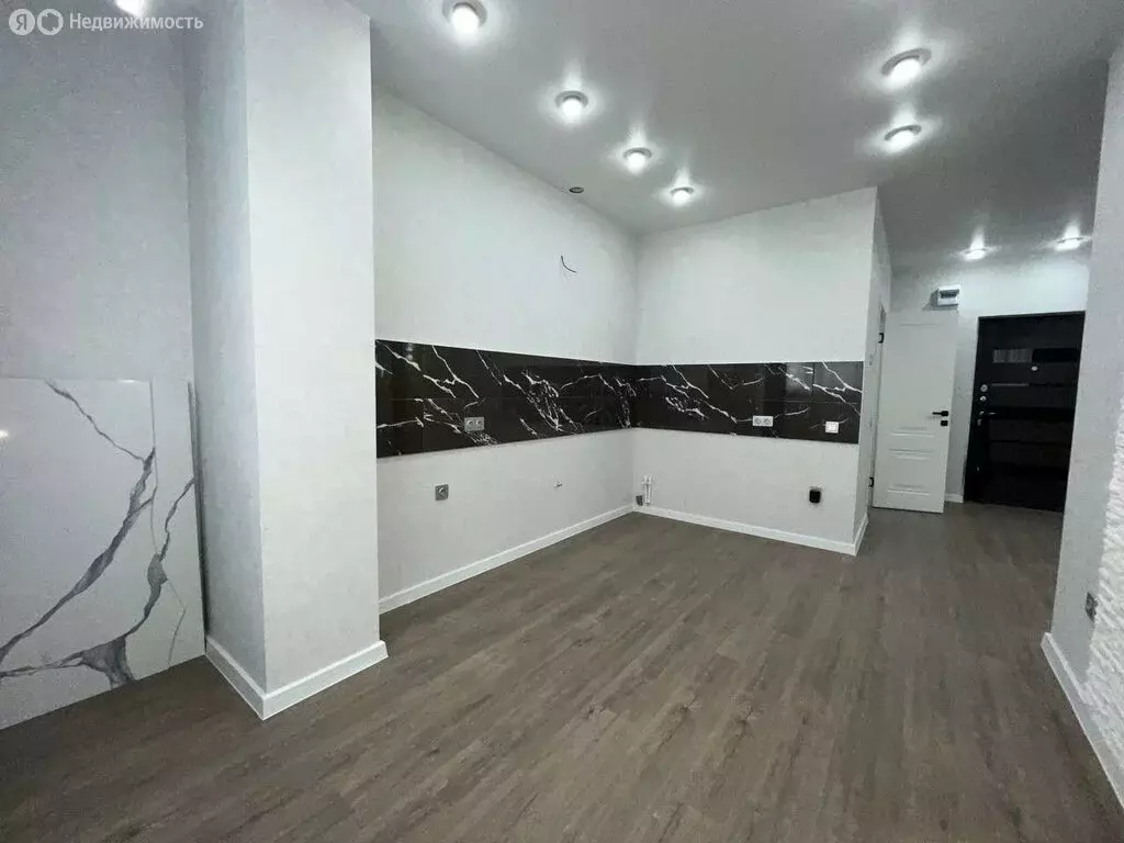 1-комнатная квартира: Краснодар, улица Евгении Жигуленко, 3 (31.3 м) - Фото 1