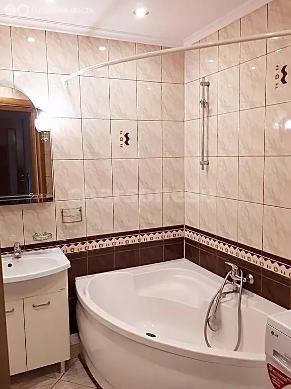 2-комнатная квартира: Севастополь, улица Хрусталёва, 173к7 (55 м) - Фото 0