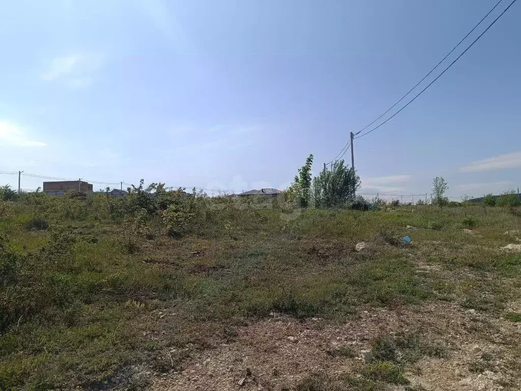 Участок в Крым, Симферополь ул. Суздальского Полка, 11 (6.0 сот.) - Фото 1