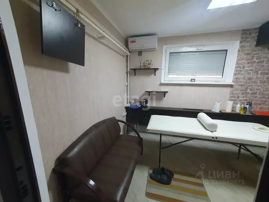 Офис в Краснодарский край, Новороссийск Анапское ш., 39В (8 м) - Фото 2