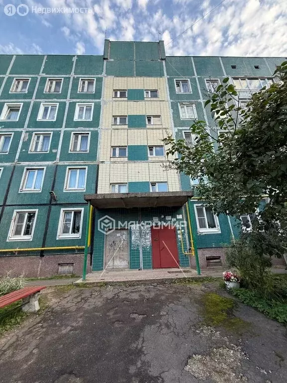 1-комнатная квартира: городской посёлок Синявино, улица Кравченко, 12 ... - Фото 1