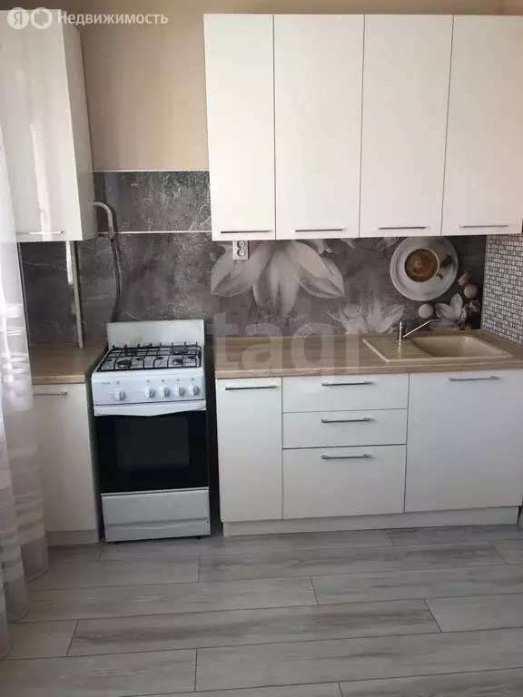 1-комнатная квартира: Оренбург, Салмышская улица, 52 (37.1 м) - Фото 1