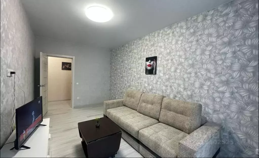 2-к кв. Башкортостан, Уфа ул. Кирова, 130 (56.0 м) - Фото 1