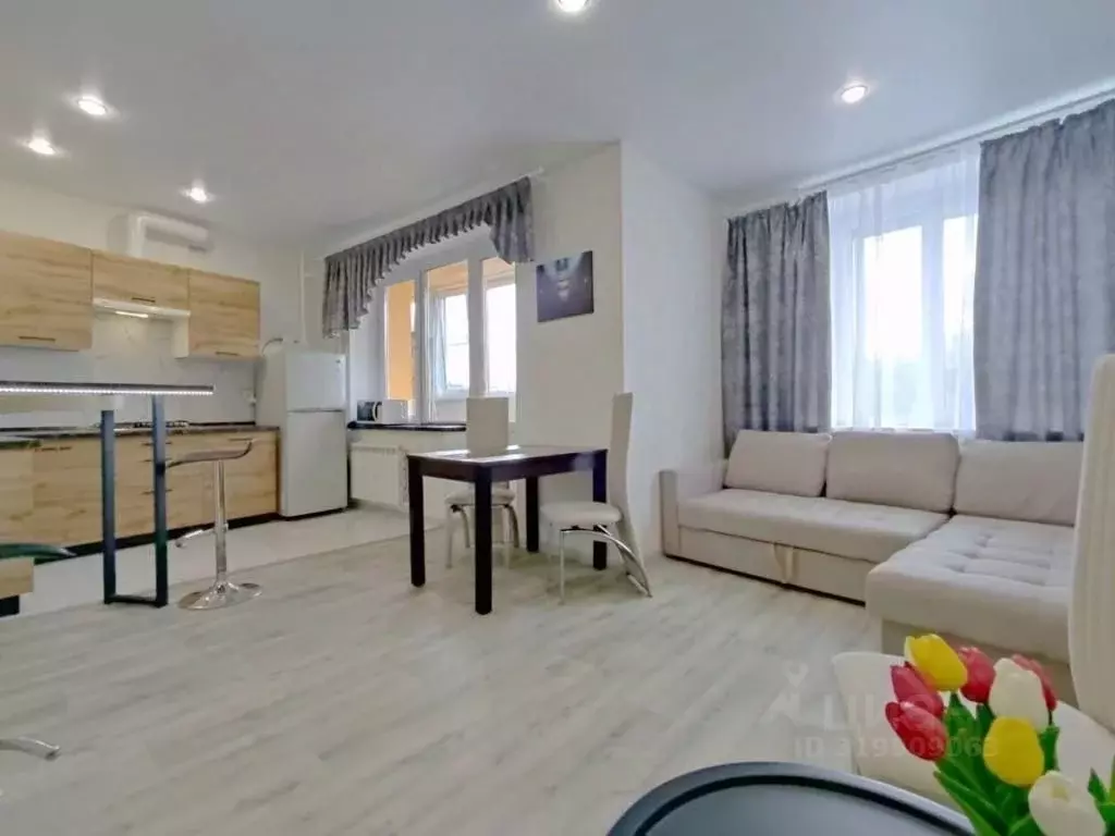 1-к кв. Самарская область, Самара Парковый пер., 5 (56.0 м) - Фото 1