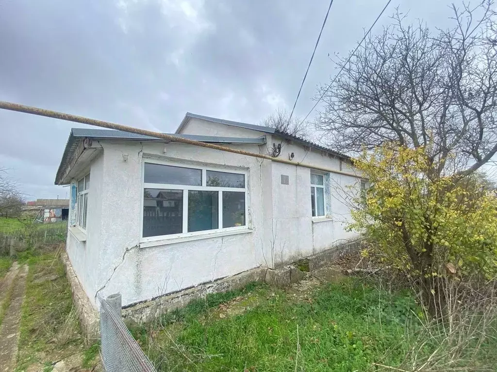 Дом в Крым, Сакский район, с. Столбовое ул. Богатая, 7 (51 м) - Фото 1