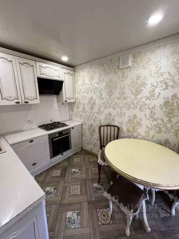 3-к кв. Астраханская область, Астрахань ул. Чехова, 103 (80.0 м) - Фото 1