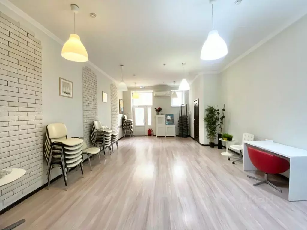 Помещение свободного назначения в Астраханская область, Астрахань ... - Фото 1