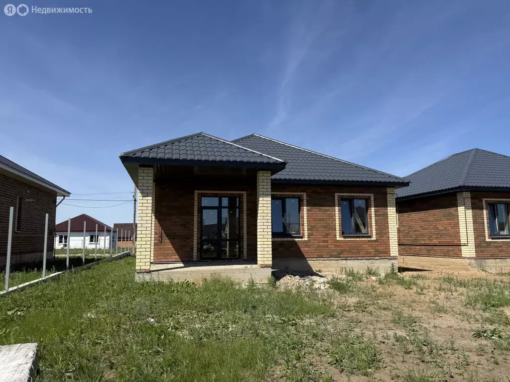 Дом в село Октябрьское, Пролетарская улица, 14 (118 м) - Фото 1