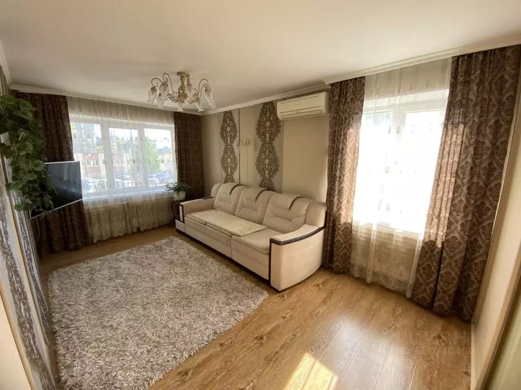 3-к кв. Башкортостан, Уфа Российская ул., 41/2 (57.3 м) - Фото 1