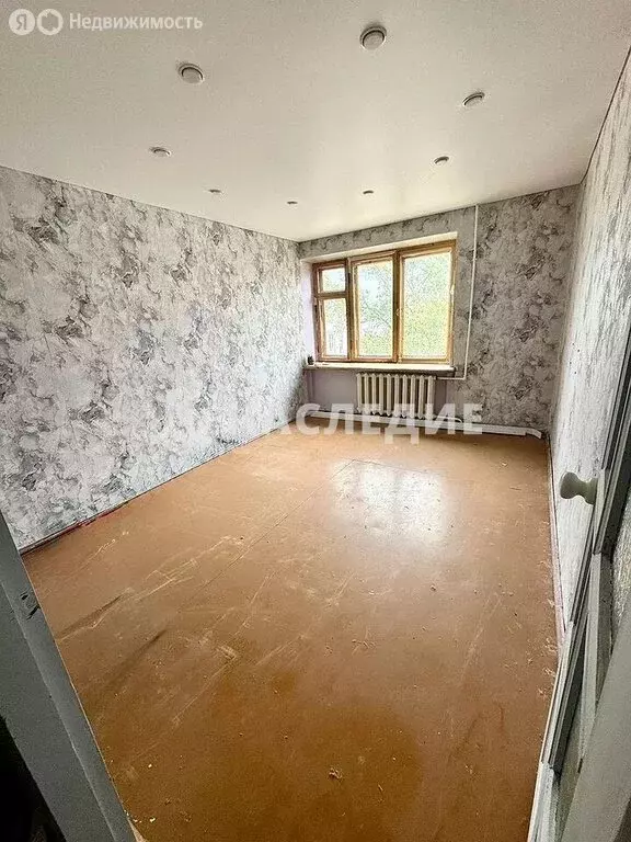 3-комнатная квартира: Белая Калитва, Вокзальная улица, 385А (69 м) - Фото 1
