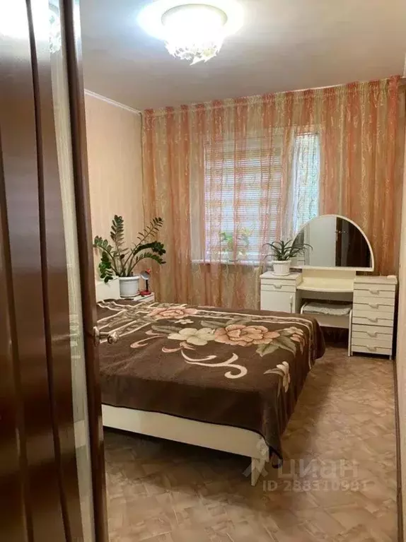 3-к кв. Татарстан, Набережные Челны 50-й комплекс, 12 (65.0 м) - Фото 1