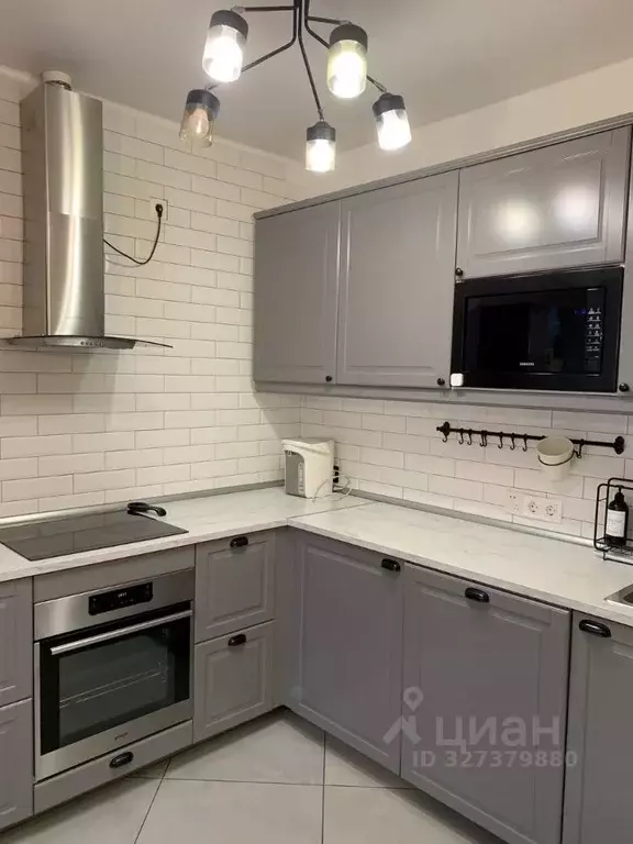 2-к кв. Санкт-Петербург ул. Парфеновская, 9к1 (58.0 м) - Фото 1