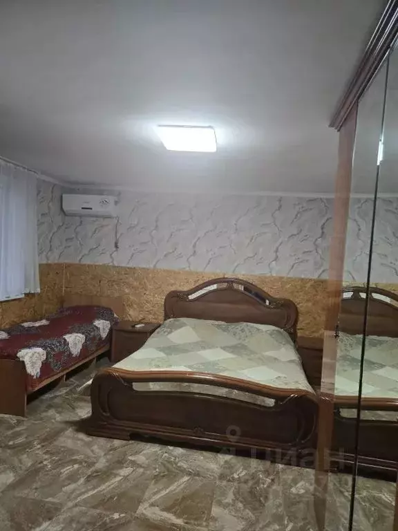 Комната Краснодарский край, Туапсе ул. Розы Люксембург, 9 - Фото 0