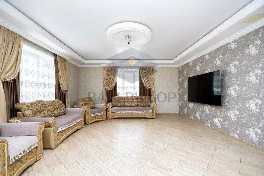 Коттедж в Омская область, Омск ул. 11-я Северная, 121 (384 м) - Фото 2