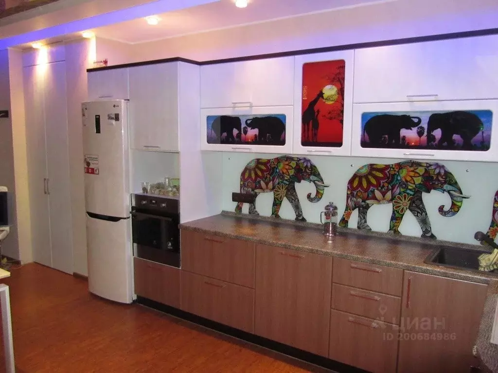 2-к кв. Астраханская область, Астрахань ул. Максима Горького, 57к1 ... - Фото 1