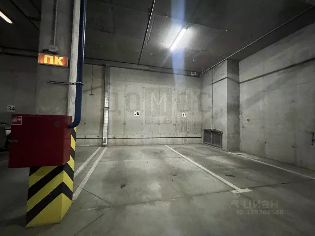 Гараж в Свердловская область, Екатеринбург ул. Патриса Лумумбы, 63с2 ... - Фото 1