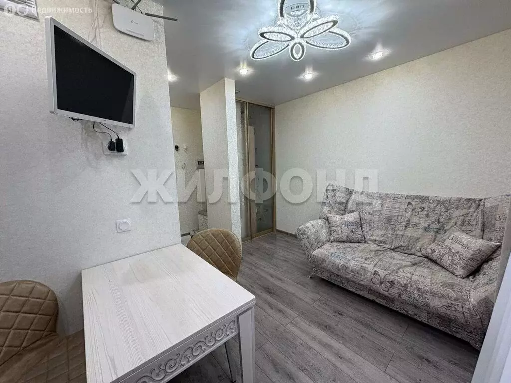 1-комнатная квартира: Нижний Тагил, улица Свердлова, 26 (17.4 м) - Фото 1