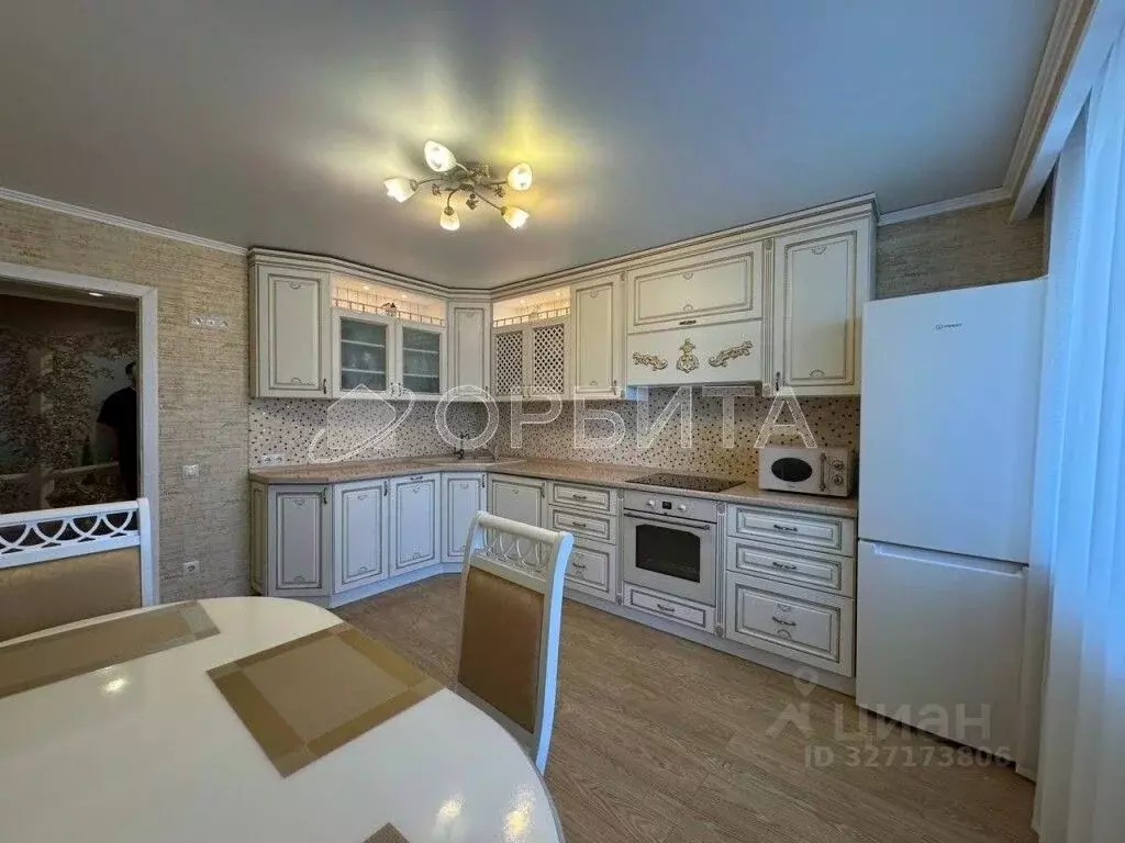 3-к кв. Тюменская область, Тюмень Широтная ул., 172к1 (89.5 м) - Фото 2