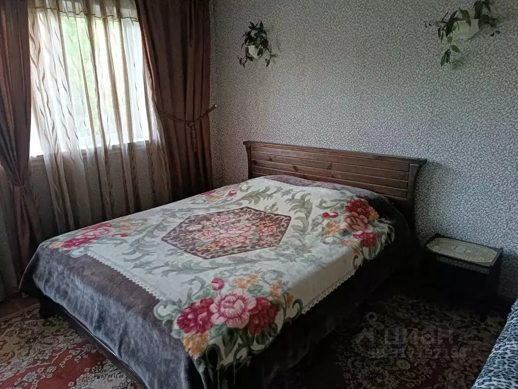 Дом в Краснодарский край, Туапсе ул. Володарского, 4 (50 м) - Фото 1