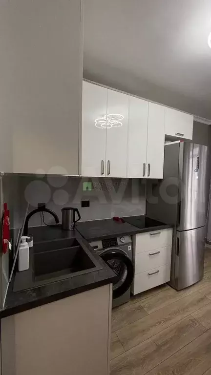 1-к. квартира, 1000 м, 13/25 эт. - Фото 1