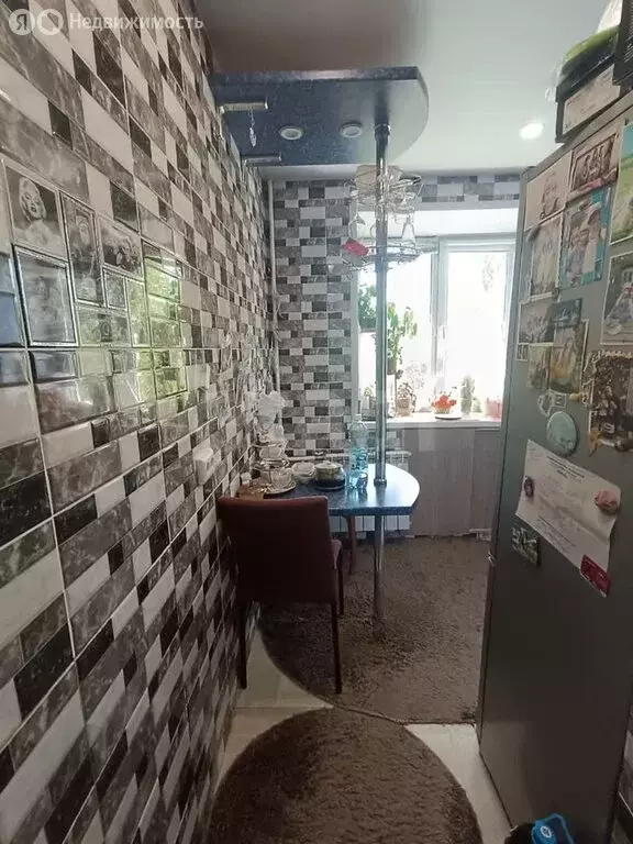 2-комнатная квартира: Кемерово, Мирная улица, 6 (42 м) - Фото 0