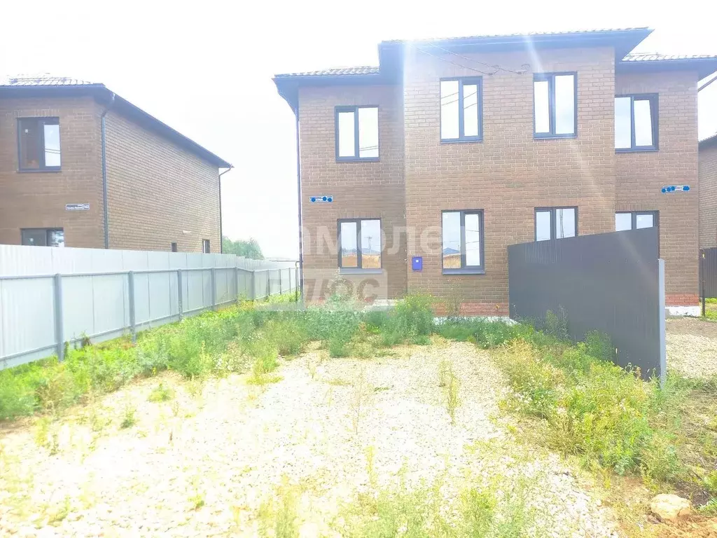 Таунхаус в Татарстан, Лаишевский район, Никольское с/пос, с. Сапуголи, ... - Фото 1