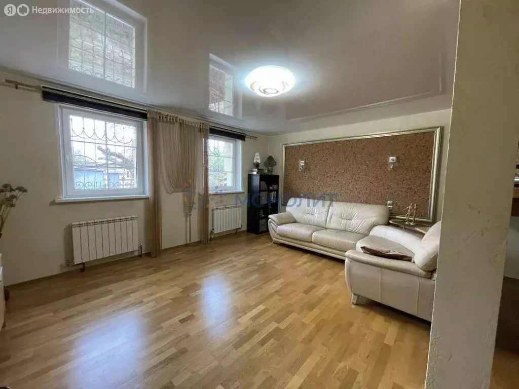 Дом в Чебоксары, Волжская улица, 58 (212.5 м) - Фото 1