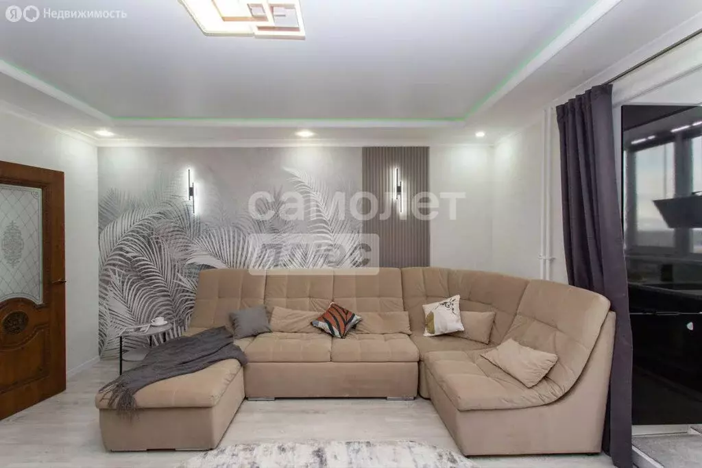 Квартира-студия: Тобольск, 15-й микрорайон, 37 (31.8 м) - Фото 1