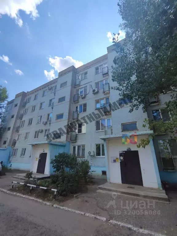 2-к кв. Калмыкия, Элиста 2-й мкр, 18 (53.5 м) - Фото 0