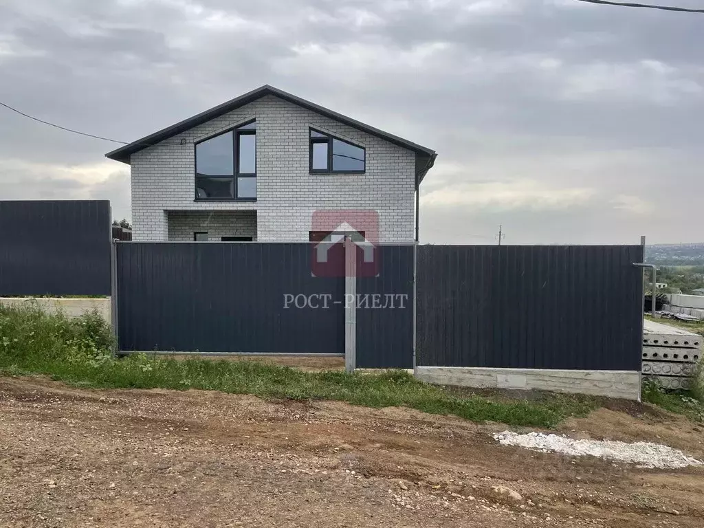 Коттедж в Саратовская область, Саратов проезд 1-й Романтиков (175 м) - Фото 1