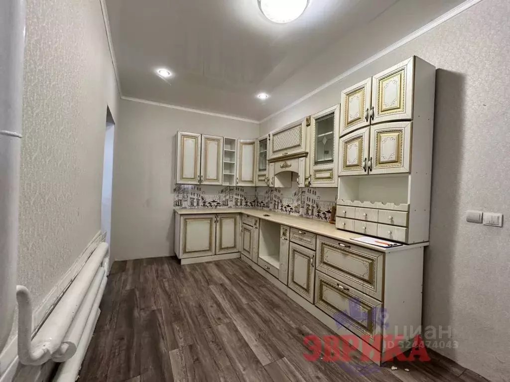 Дом в Краснодарский край, Крымский район, Варениковское с/пос, ... - Фото 1