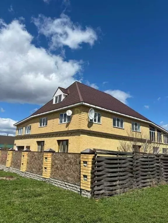 Дом в Кировская область, Лебяжье пгт  (269 м) - Фото 1