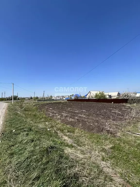 Участок в Ульяновская область, Новоульяновск городской округ, с. ... - Фото 0