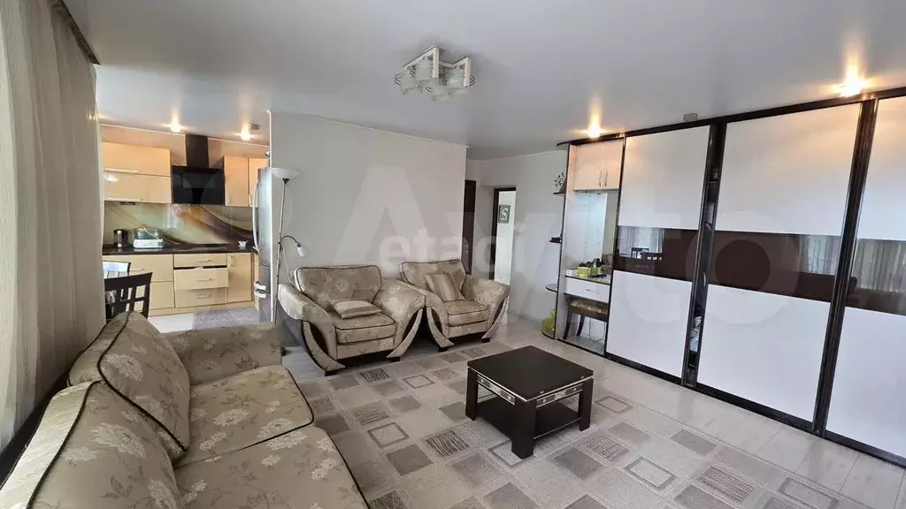 3-к. квартира, 60,7 м, 2/6 эт. - Фото 1