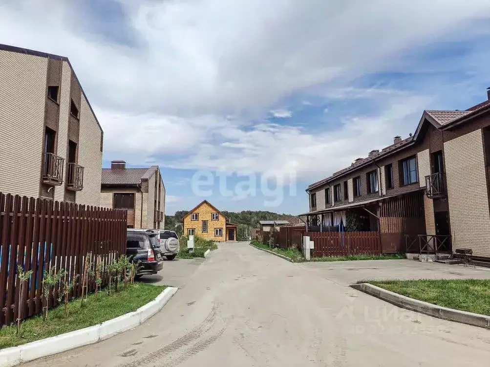 Участок в Новосибирская область, Новосибирский район, Каменский ... - Фото 0