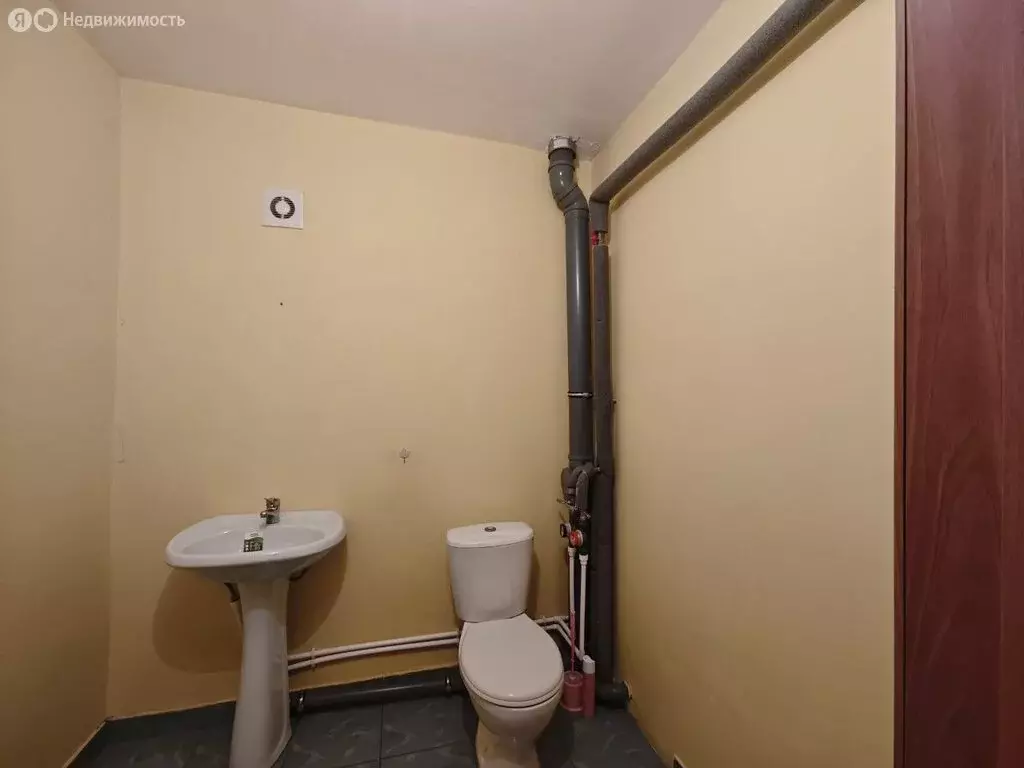 3-комнатная квартира: Иркутск, улица Розы Люксембург, 118 (96.4 м) - Фото 1