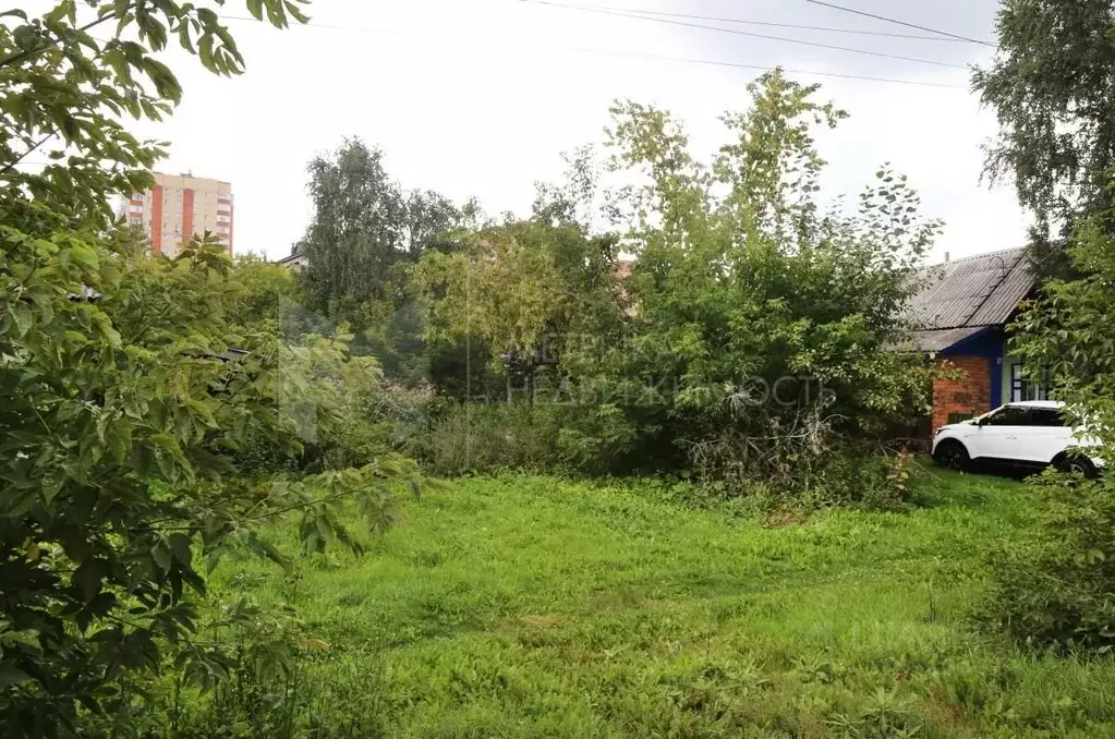Участок в Тюменская область, Тюмень ул. Бакинских Комиссаров (8.0 ... - Фото 0