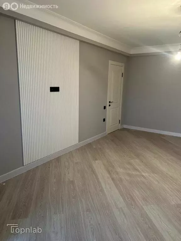 2-комнатная квартира: Каспийск, улица Магомедали Магомеджановa, 18 (75 ... - Фото 2