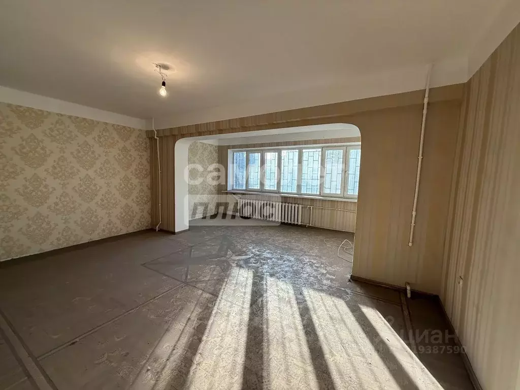 4-к кв. Дагестан, Махачкала ул. Магомедтагирова (91.0 м) - Фото 0
