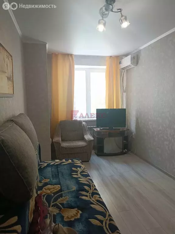 1-комнатная квартира: Батайск, улица Добролюбова, 90 (34 м) - Фото 1